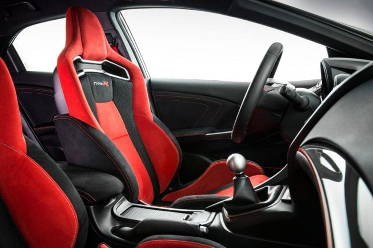 2015 Honda Civic Type R interior shown; Source: netcarshow.com