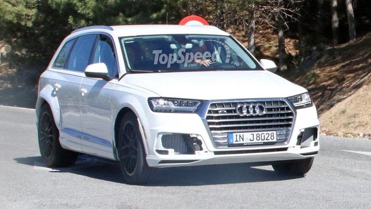 2017 Audi Q8
