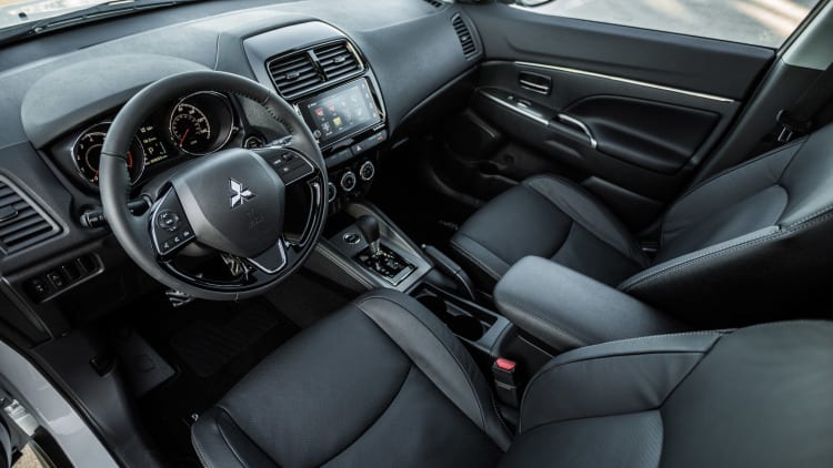 2018 Mitsubishi Outlander Sport interior