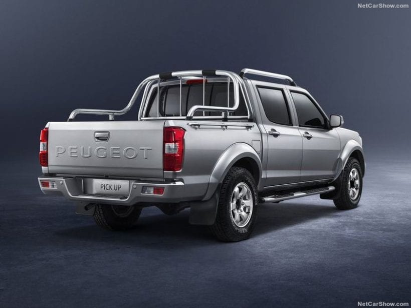 2018 Peugeot Pick Up rear view