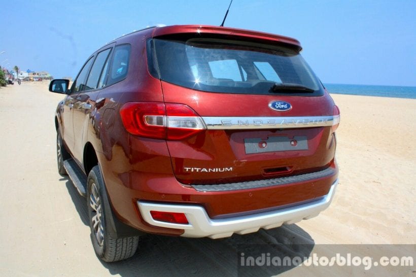 2018 Ford Endeavour rear view