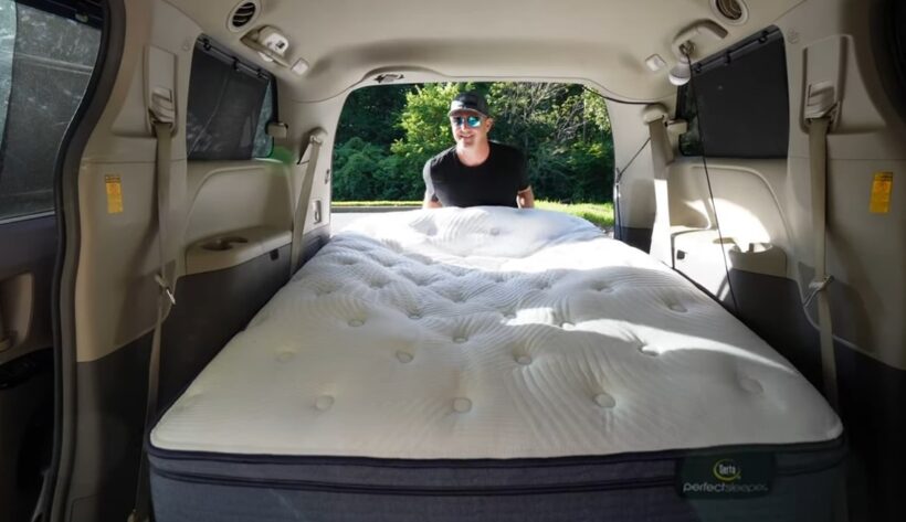 Chrysler Town and Country matrress