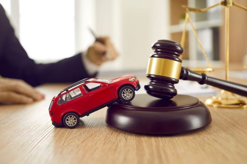 what expect from car accident lawyer